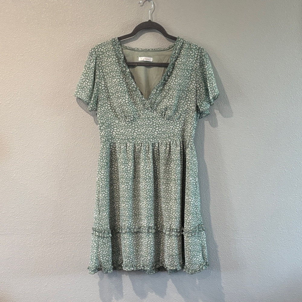 Chic Green Floral Mini Dress